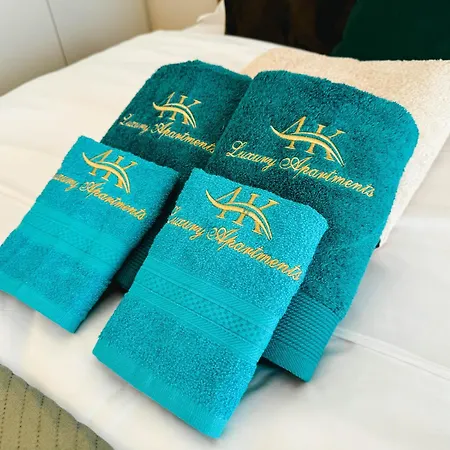 Apartment Waterfront - Na Vodi - Gallery Luxury